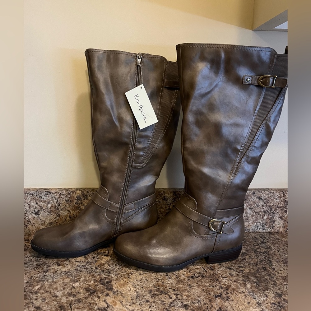 Kim Rogers Brown size 8 zip up tall Boots